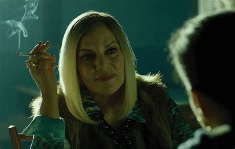 Scianel Chanel Gomorra3 Gomorra Fumare Fumo Sigaretta GIF